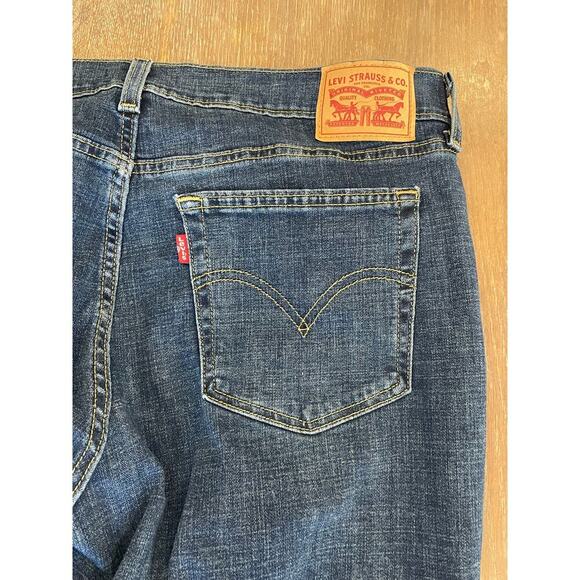 LEVI'S Boyfriend Denim Jeans Pants Women's 32 waist 27 length - Picture 4 of 10